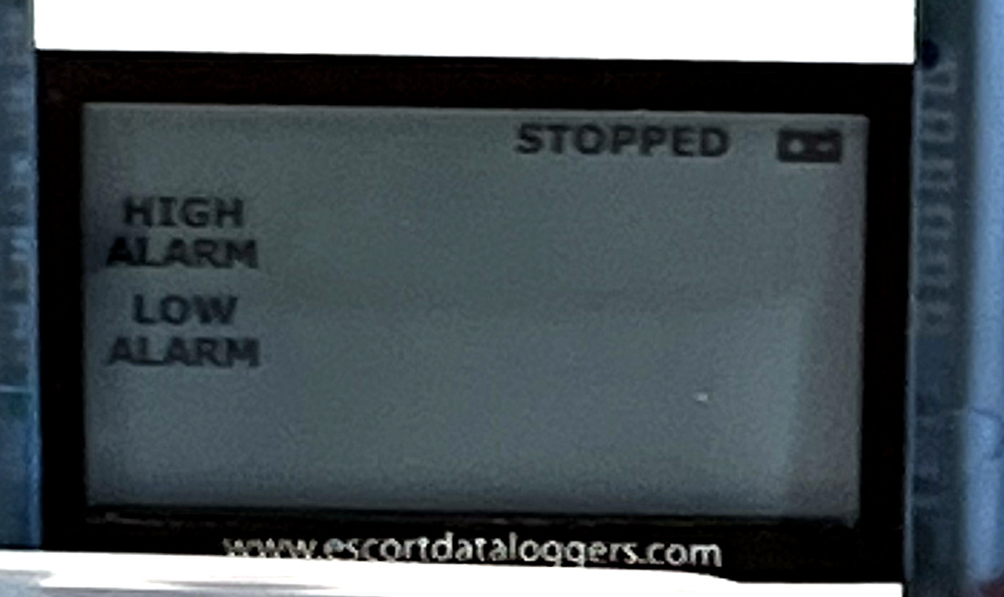 iMiniPlus PDF Data Logger 螢幕特寫 STOPPED HIGH ALARM LOW ALARM 與低電量電池符號|大元冷凍