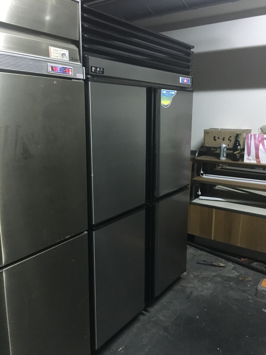 台中四門不鏽鋼冷凍冷藏冰箱租賃